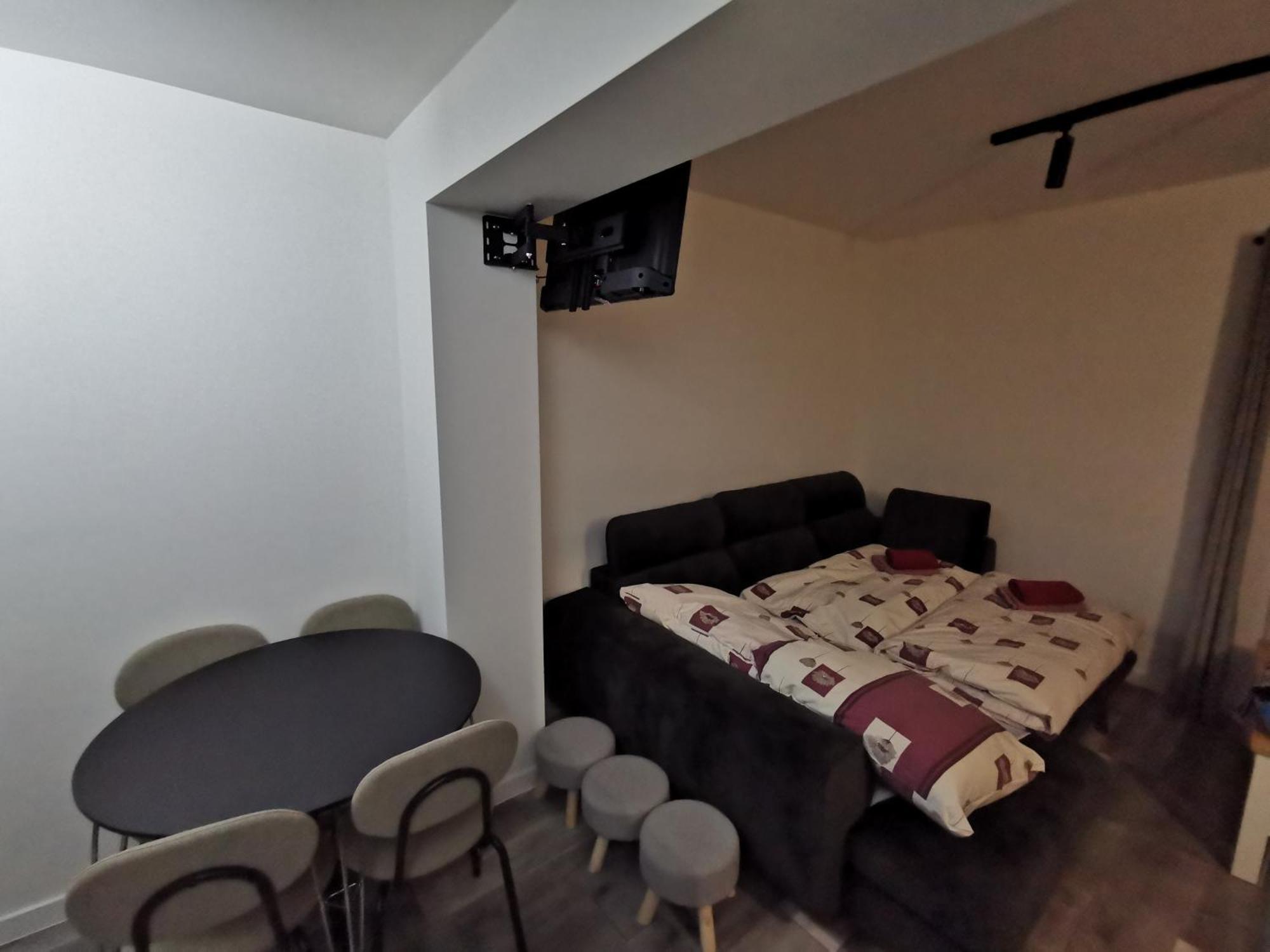 Nu Skool Apartments Липтовски-Микулаш Экстерьер фото