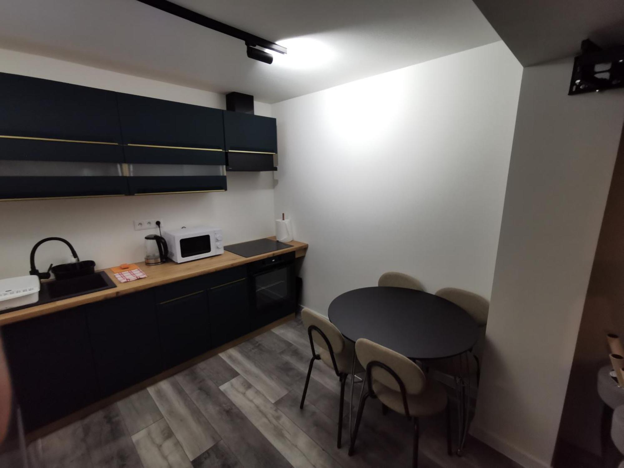 Nu Skool Apartments Липтовски-Микулаш Экстерьер фото